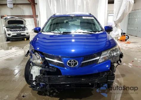 2015 Toyota Rav4 Limited z USA, uszkodzony, nr VIN 2T3DFREV7FW280450
